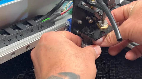 Lasertechnologie für personalisierte Dekorationsgegenstände nutzen