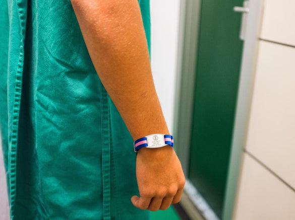 Lasergravierte Armbänder für medizinische Notfälle: Ein umfassender Leitfaden
