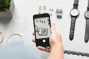 from_uk_iphone-detects-qr-code.jpg